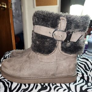 Guess Gray Ankle Boots with Faux Fur
